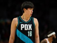 杨瀚森NBA生涯首次0+0+0+0+0 替补154秒0投篮太尴尬