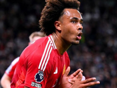 曼联已经计划将球员进行出售，现在在等罗马报价进行评估