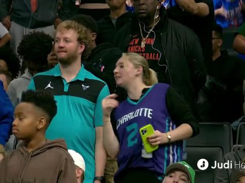 NBA杯小组赛东部C组：尼克斯vs黄蜂第4节英文原声回放