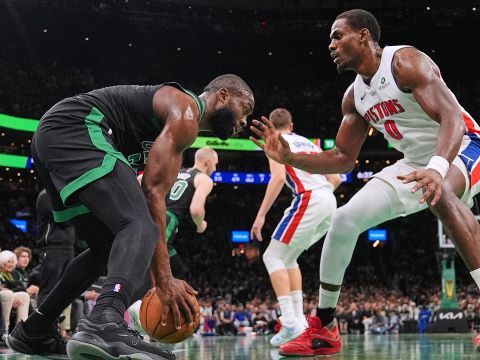 活塞vs凯尔特人精华回放 杰伦-布朗携手怀特合砍60分终结活塞13连胜