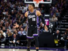 一度落后25分！37岁威少19+8拼尽全力 无保障底薪成最吸睛球星