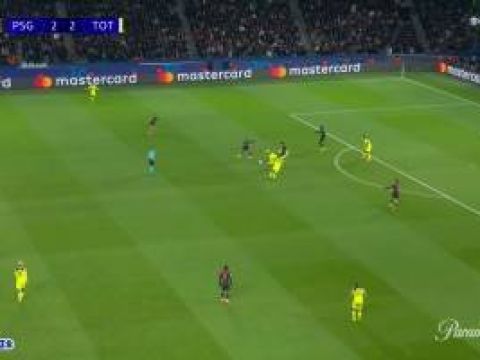 [进球视频]热刺后场失误！法比安轻松单刀破门，巴黎3-2反超热刺！