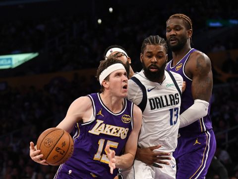 独行侠vs湖人精华回放 浓眉复出12+5里夫斯东契奇合砍73分湖人力克独行侠