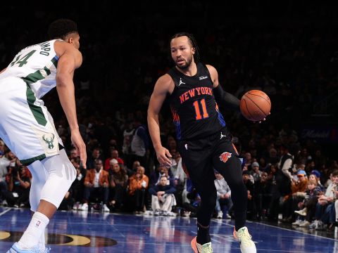 雄鹿109-118尼克斯 布伦森37分率领尼克斯挺进杯赛四强