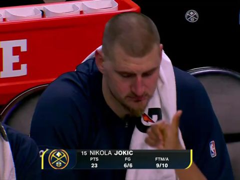 掘金vs太阳第4节英文原声回放