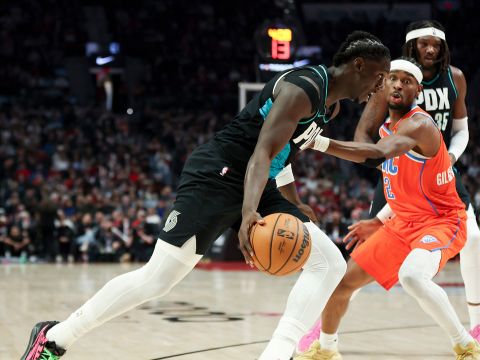 雷霆123-115开拓者 SGA连续命中关键中投助队豪取12连胜