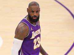 詹姆斯今日确定缺战鹈鹕！本赛季已缺阵15场：再休3场将无缘评奖