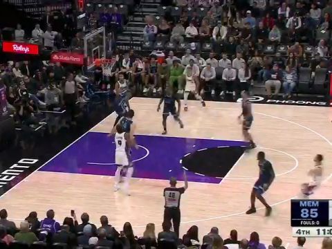 灰熊vs国王第4节英文原声回放