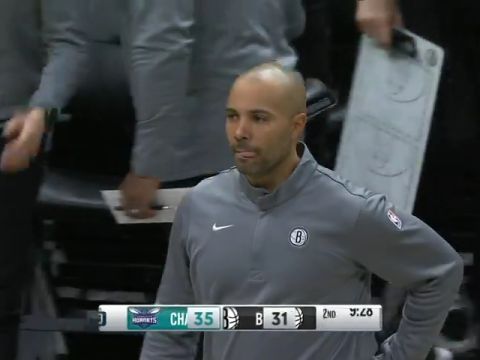 黄蜂vs篮网第2节英文原声回放