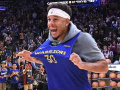 小库里谈如何融入勇士：我会尽可能拉开进攻空间、稳定投进三分，通过无球移动为球队创造进攻机会