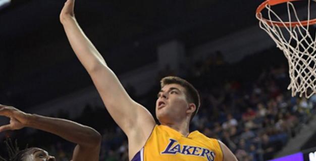 NBA球星祖巴茨单场4个盖帽创生涯新高