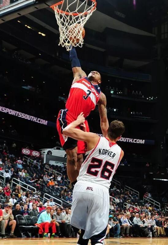 2015年5月12日 比尔刷新职业生涯季后赛单场得分记录