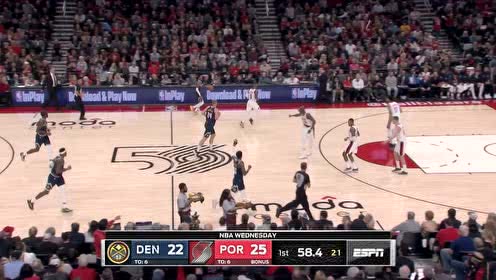 【NBA集锦】吃我一招坐地炮 利拉德钻人缝坐地助攻队友上篮