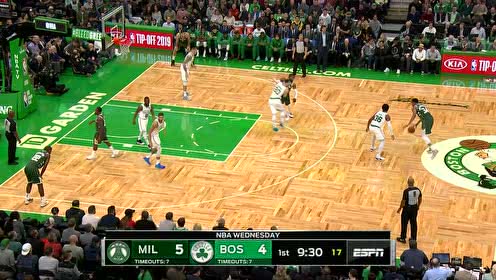 【NBA集锦】绿军内线开小差 字母哥大步流星双手暴扣不要太轻松