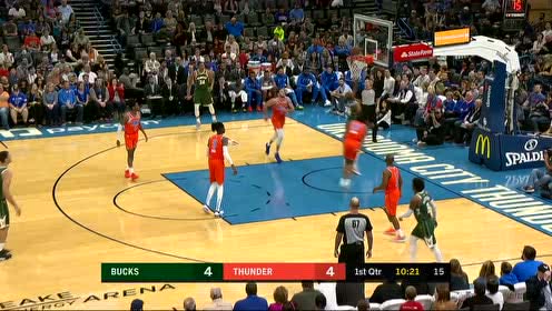 【NBA集锦】险些没接住！布莱德索见缝插针连线米德尔顿飞身上篮