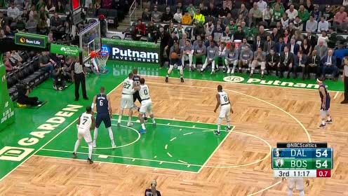 【NBA集锦】芬尼史密斯埋伏底角三分读秒命中 斯玛特回敬还以颜色