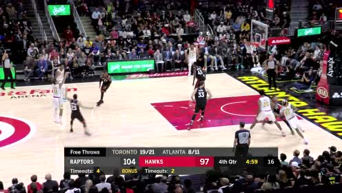 【NBA集锦】又来了又来了 特雷杨三分线外两米远再度发炮命中