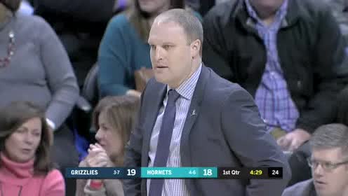 【NBA录像回放】灰熊vs黄蜂第1节 灰熊开场9-0黄蜂强势逆转