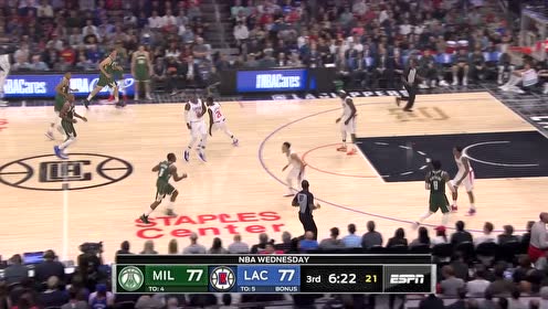 【NBA集锦】冲破牢笼的野兽 希腊小神兽空中滑翔挂筐劈扣