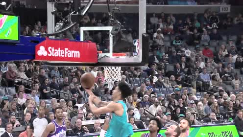 【NBA集锦】克拉克滞空拉杆 飞天遁地把球放进