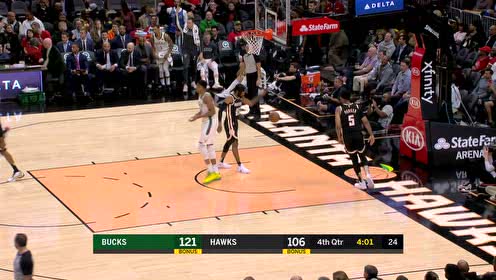 【NBA集锦】果然是MVP的实力 字母哥一步过人勾手打进