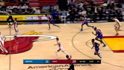 【NBA集锦】脚踩风火轮 波蒂斯大鹏展翅飞天战斧劈扣