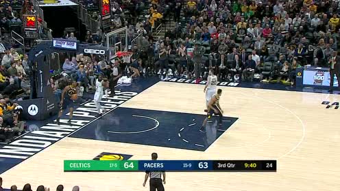 【NBA集锦】泰斯失误丢球 步行者抢断反击沃伦双手暴扣