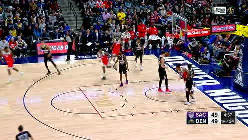 【NBA集锦】希尔德连线霍姆斯  篮下接球飞身暴扣