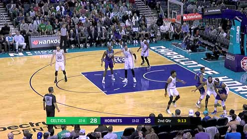 【NBA集锦】防到脸上也能进 格拉汉姆手起刀落后撤步三分命中