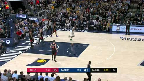 【NBA集锦】沃伦篮下伺机勾手砍分 哈奇森滑翔金鸡独立跳投还颜色