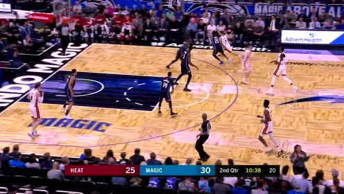 【NBA集锦】能带你溜遍全场 德拉季奇闪转腾挪飞身上篮潇洒淡定