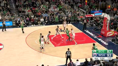 【NBA集锦】挽住最后的尊严 塔图姆冲击禁区双手暴扣