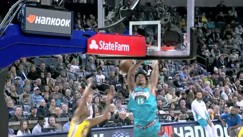 【NBA集锦】独闯龙潭不回头 克拉克双手暴扣2+1