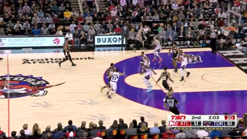 【NBA集锦】进攻如丝般顺滑 亨特带球蝴蝶穿花上篮补血