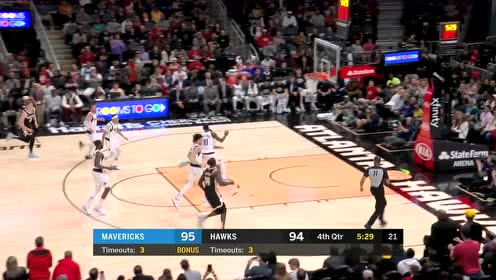 【NBA集锦】15分分差就这么没了 戴德蒙篮下连得四分助球队完成反超