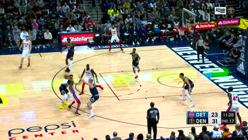 【NBA集锦】玫瑰盛开一箭穿心！罗斯底角三分出手就有