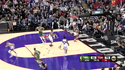 【NBA集锦】张弓搭箭 米德尔顿后撤步三分一击即中