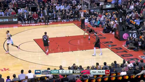 【NBA集锦】这次绝对稳！罗齐尔出手长传篮下华盛顿拔起暴扣