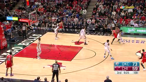 【NBA集锦】萨托兰斯基抛投不中 随后自投自抢补篮得手