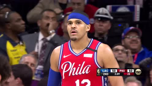 【NBA集锦】哈里斯突破内传内 西蒙斯起跳空中放篮