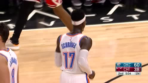 【NBA集锦】哥俩在场上风生水起 施罗德妙传诺埃尔单臂劈扣