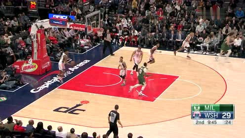 【NBA集锦】手活越来越稳 小洛连中空心三分