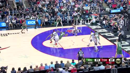 【NBA集锦】这防守形同虚设 布莱德索长驱直入轻松上篮打进