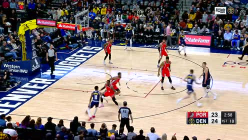 【NBA集锦】约基奇外线瞄准狙击 有手感就是投的轻松又自信