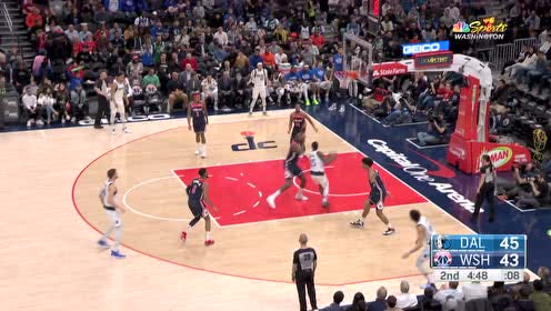 【NBA集锦】这防守形同虚设 赖特瞒天过海反手拉杆上篮