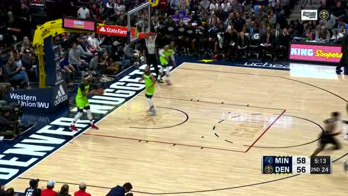 【NBA集锦】约基奇背身碾压式背打 马丁一步过人单臂飞扣