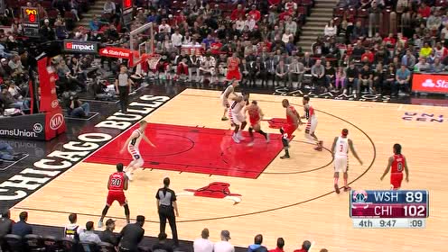 【NBA集锦】这一招叫绵里藏针 萨托兰斯基虚晃一枪戏耍布莱恩特打成2+1