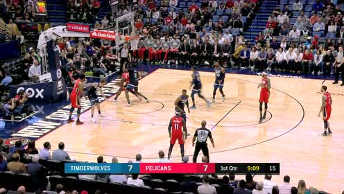 【NBA集锦】小帽一下已是极限 锡安碾压防守轻松补扣