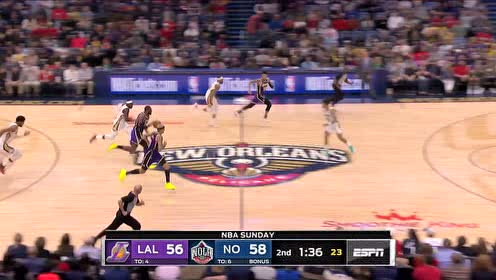 【NBA集锦】詹姆斯三线快攻常规操作 助攻库兹马反手上篮