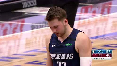 【NBA集锦】这欧洲步防不胜防 东契奇欧洲步杀入篮下轻松打进2+1